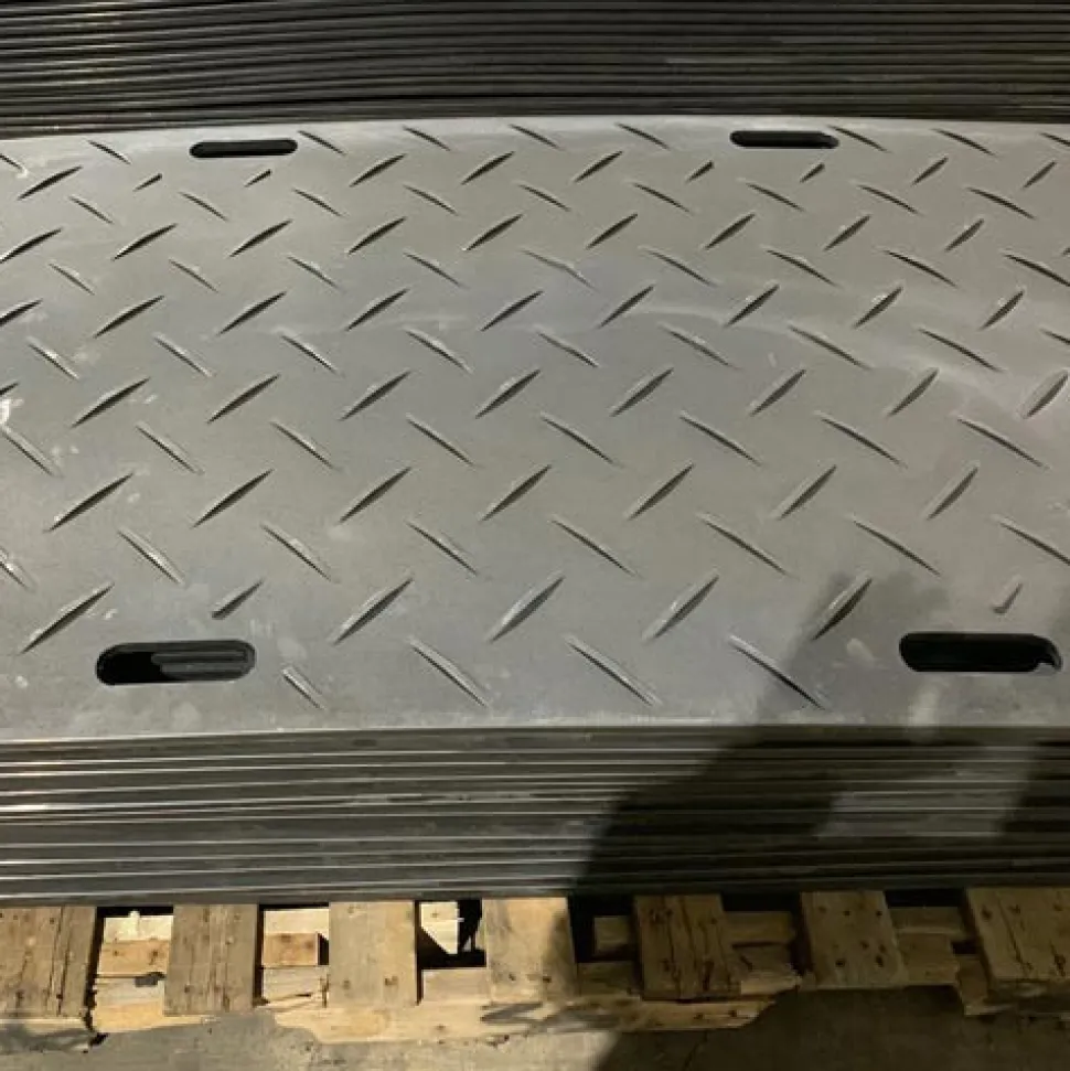 AlturnaMats Ground Protection Mats Black 1/2 Inch x 4x8 Ft. Diamond/Diamond