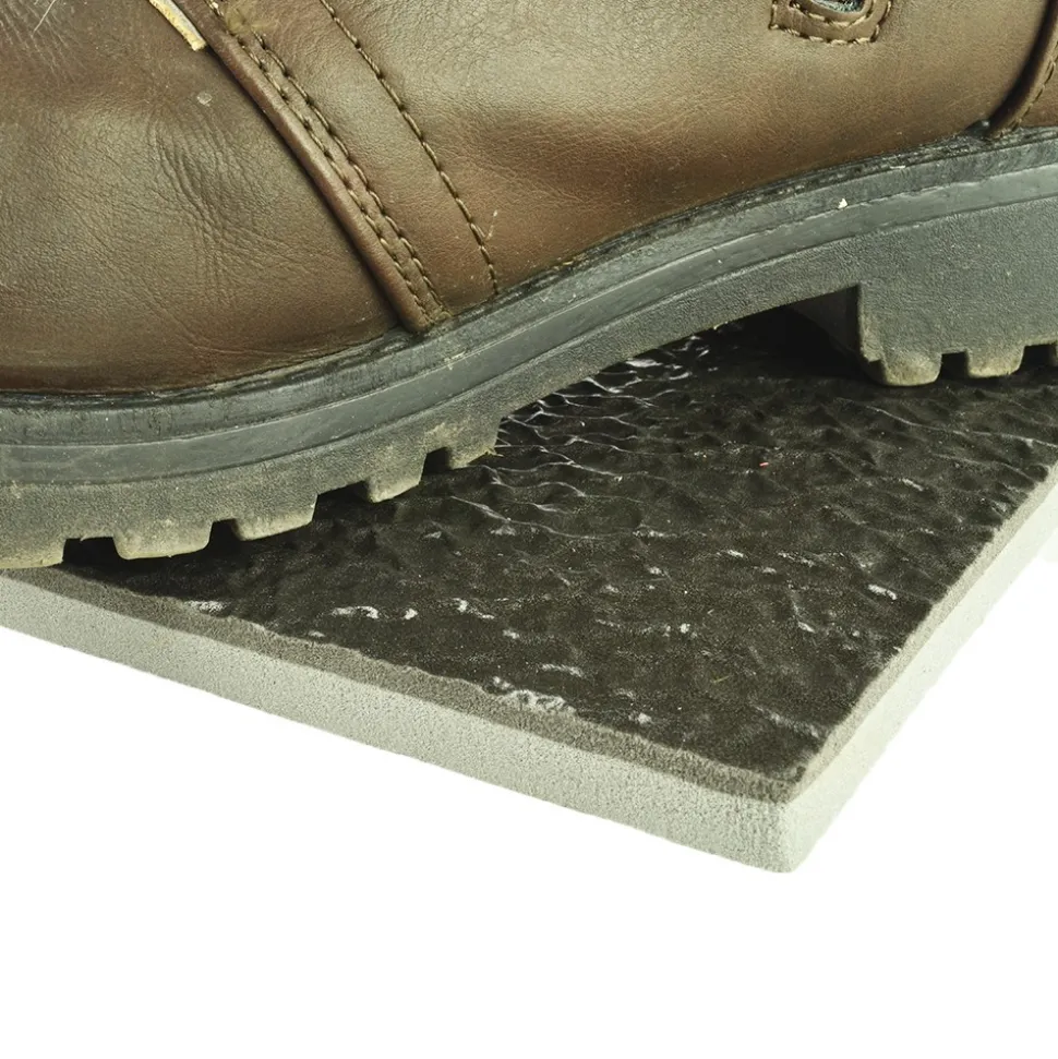 ArmorStep 3x10 feet Fatigue Mat Pebble Surface