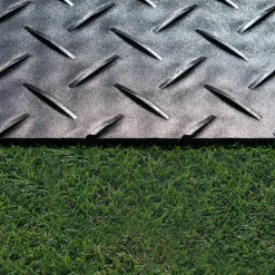 Blue Gator Ground Protection Diamond Mat 1/2 Inch x 4x8 Ft.