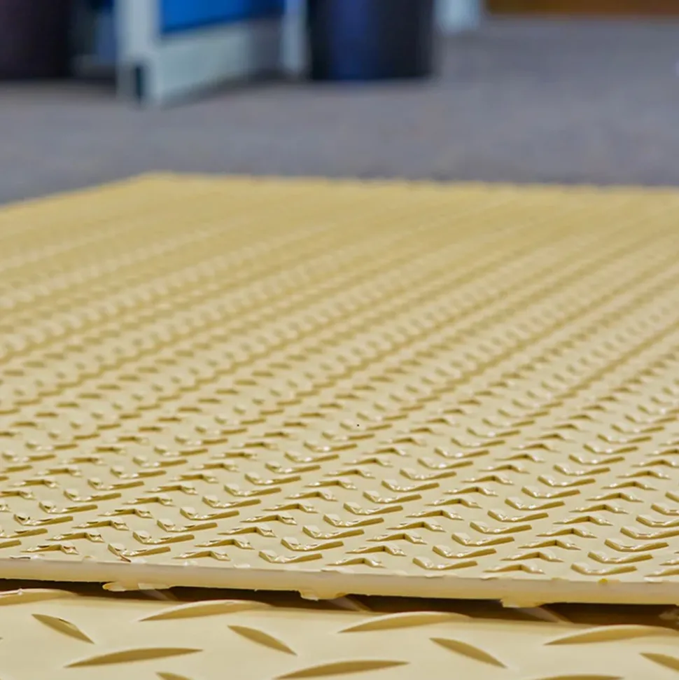 Blue Gator Ground Protection Diamond Mat 1/2 Inch x 4x8 Ft.