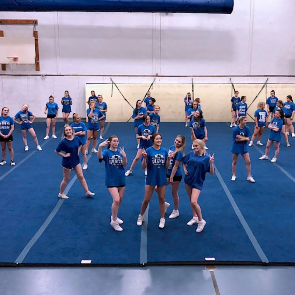 Cheerleading Mats 6x42 ft x 1-3/8 Inch Flexible Roll
