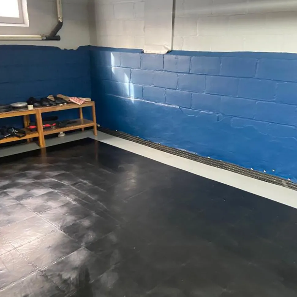 Court Floor Tile Flat Top 5/8 Inch x 1x1 Ft.