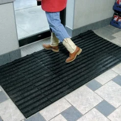 Entrance Linear Tile - 1/2 inch Black w/Charcoal Carpet