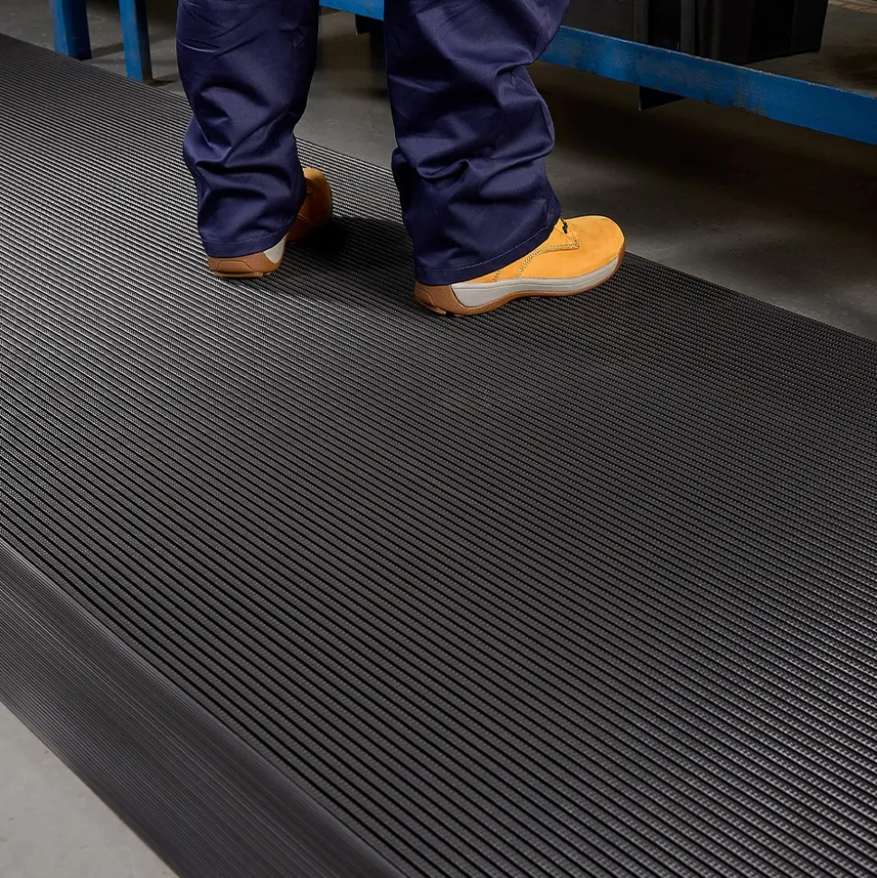 Firmagrip Industrial Matting 3 ft x 33 ft Roll