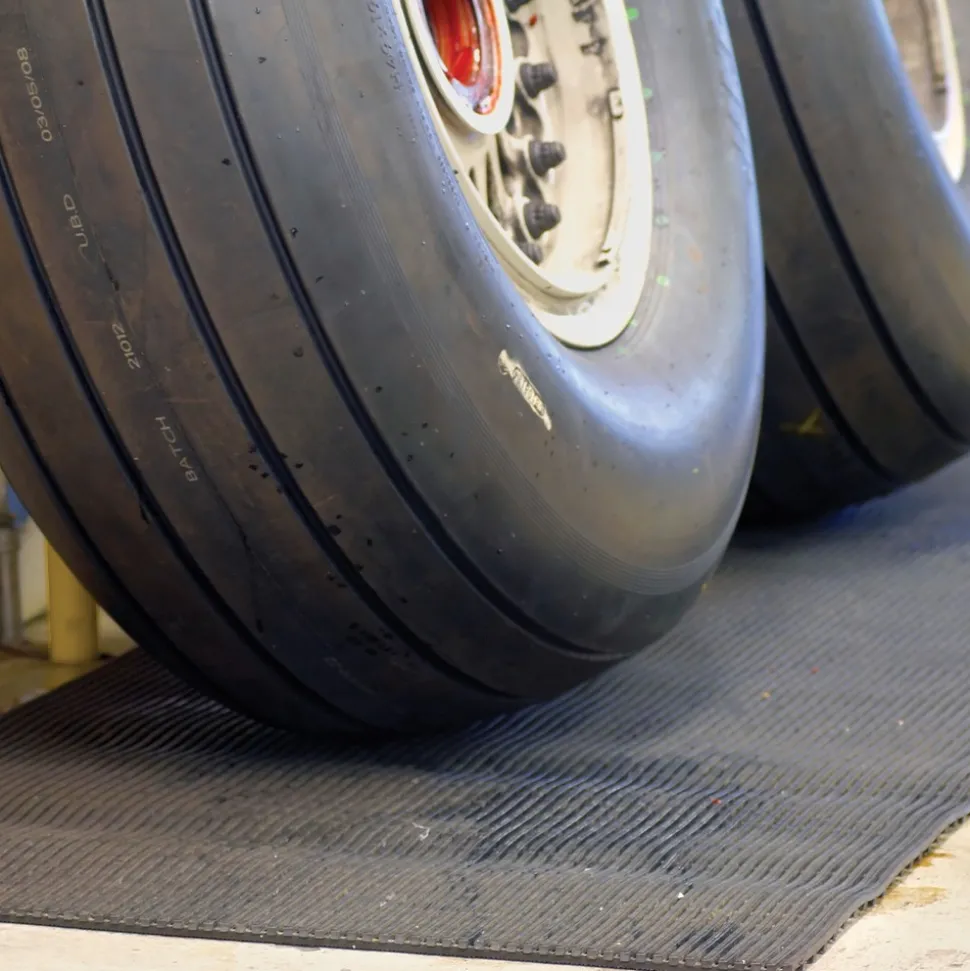 Firmagrip Industrial Matting 3 ft x 33 ft Roll