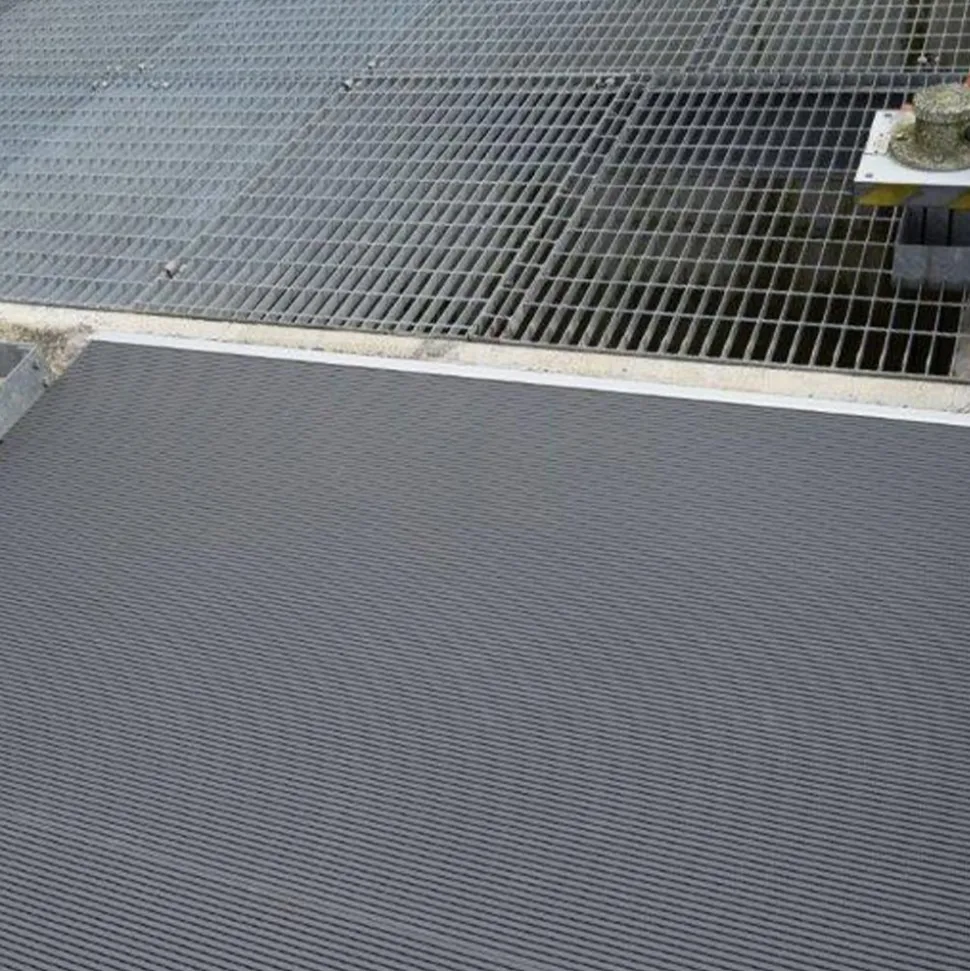 Firmagrip Industrial Matting 4 ft x 33 ft Roll