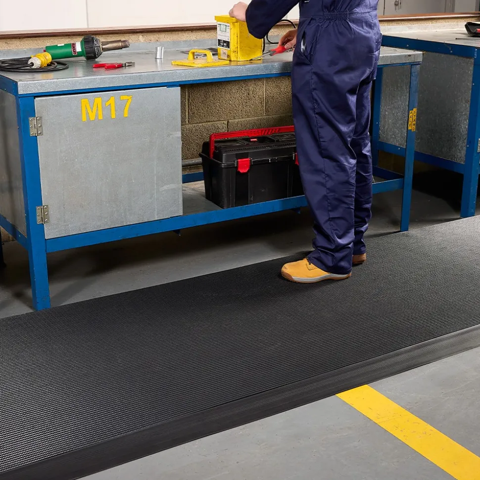 Firmagrip Industrial Matting 4 ft x 33 ft Roll