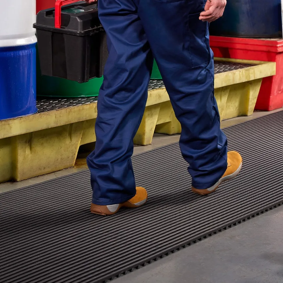 Flexigrid Industrial Matting 2 x 16.5 ft Roll