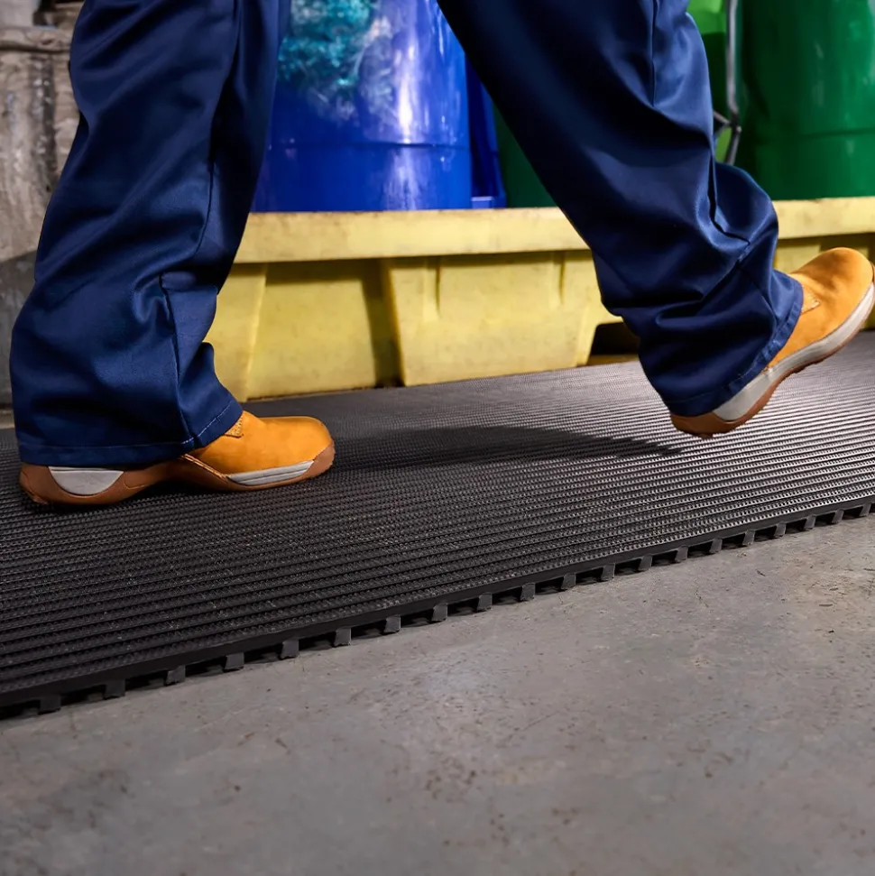 Flexigrid Industrial Matting 2 x 33 ft Roll