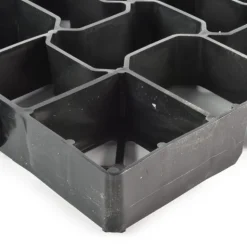 GeoGrid Cellular Paving System 4 cm x 1.6x1.6 Ft.