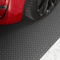 G-Floor Diamond Tread Garage Floor Roll 1.9 mm x 7.6x17 Ft.