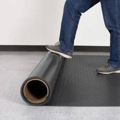 G-Floor Diamond Tread Vinyl Multipurpose Roll 1.9 mm x 5x10 Ft.