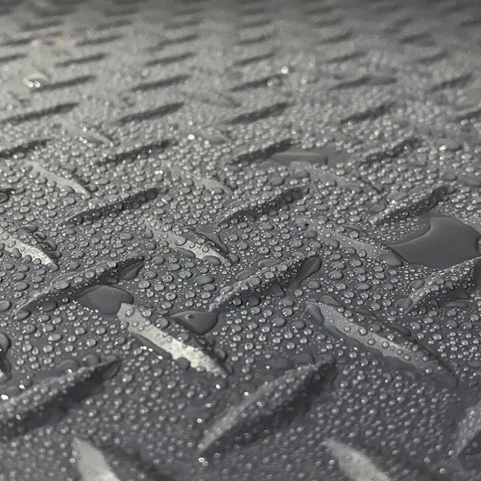 G-Floor Diamond Tread Vinyl Multipurpose Roll 1.9 mm x 5x10 Ft.