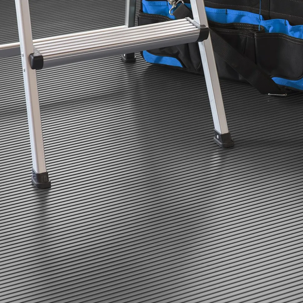 G-Floor Ribbed Tread Garage Floor Roll 1.4 mm x 8.5x22 Ft.