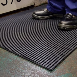 Heronair Industrial Matting 3 x 33 ft Roll