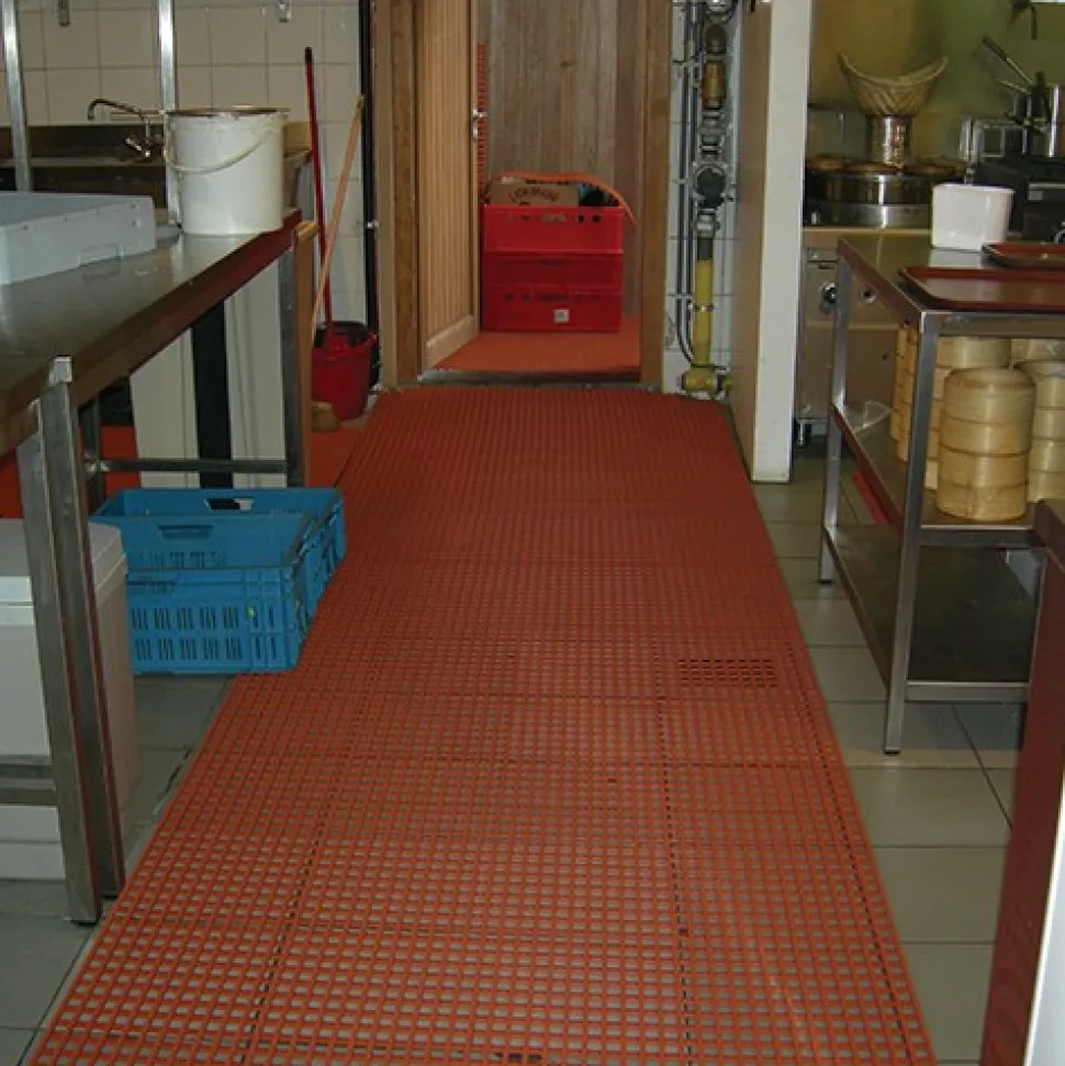 Herongripa Slip Resistant Matting Roll 4 x 33 ft Roll