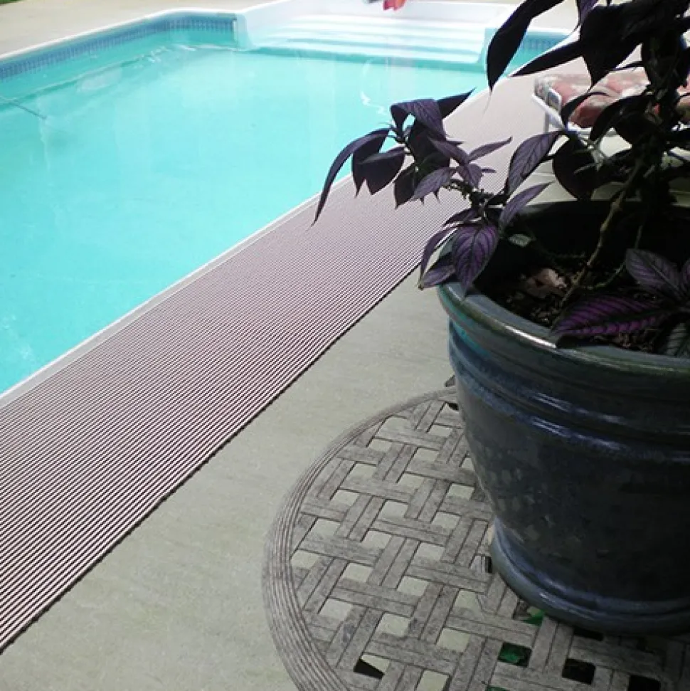 Heronrib Wet Area Safety Matting Roll 2 x 33 ft Roll