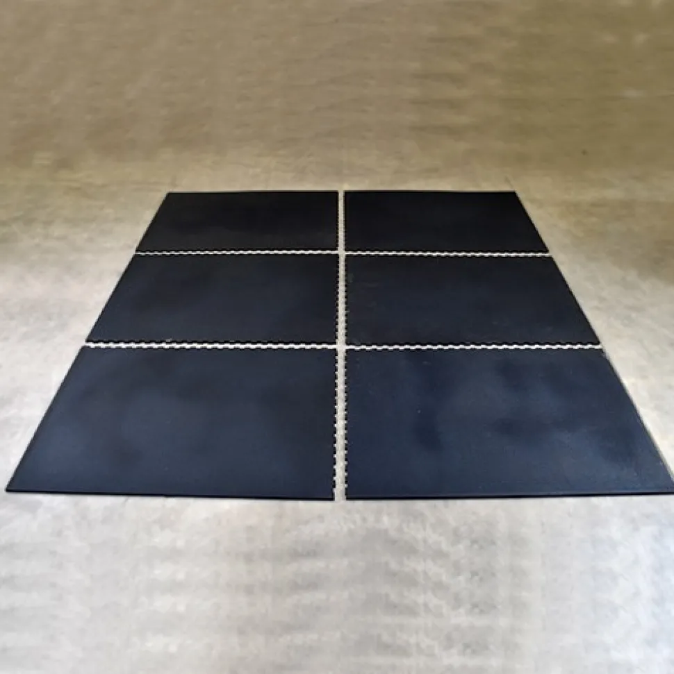 Horse Stall Mats Kit Cobblestone 3/4 Inch x 12x12 Ft.