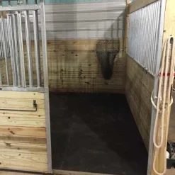 Horse Stall Mats Kit Cobblestone 3/4 Inch x 10x12 Ft.