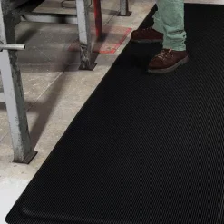 Invigorator Anti-Fatigue Mat Black 2x75 feet