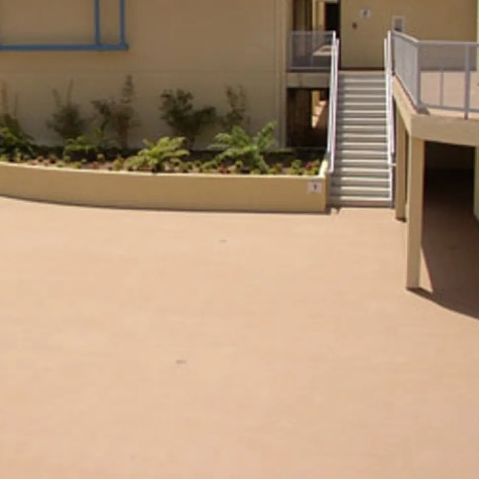 LonDeck Sierra Commercial Vinyl Rolls per LF