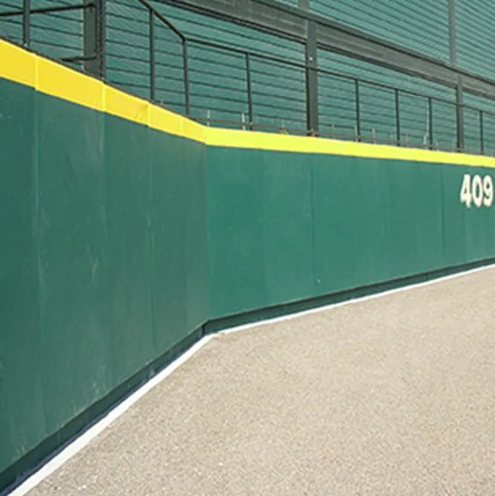 Outdoor Field Wall Padding with Z Clip 7 ft x 4 ft