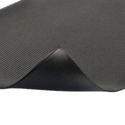 Razorback Anti-Fatigue Mat With Dyna-Shield 1/2 Inch x 4x60 Ft.