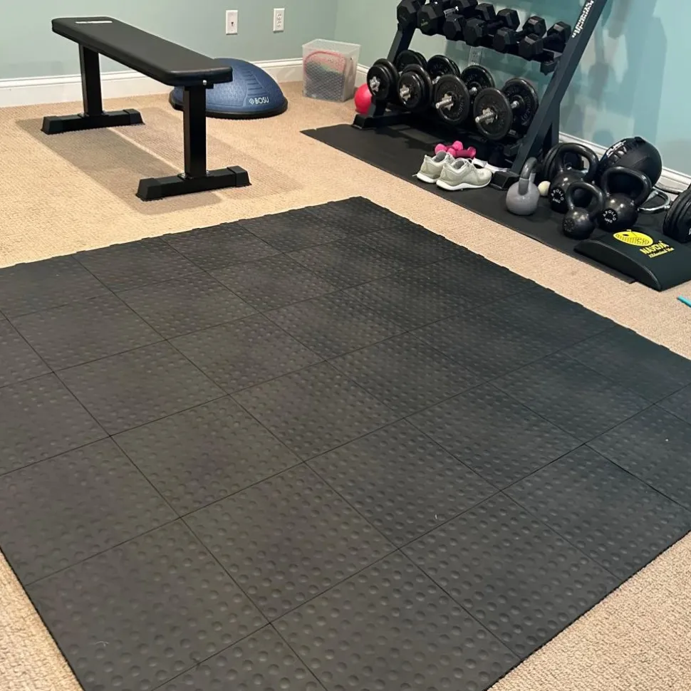 StayLock Tile Bump Top Black 9/16 Inch x 1x1 Ft.