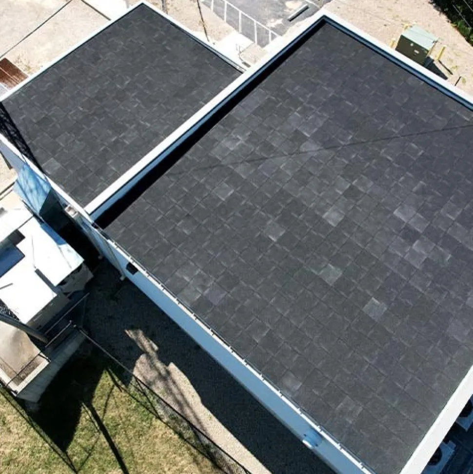 Sterling Walkway Pad Roof Top Black 2 Inch x 2x2 Ft.