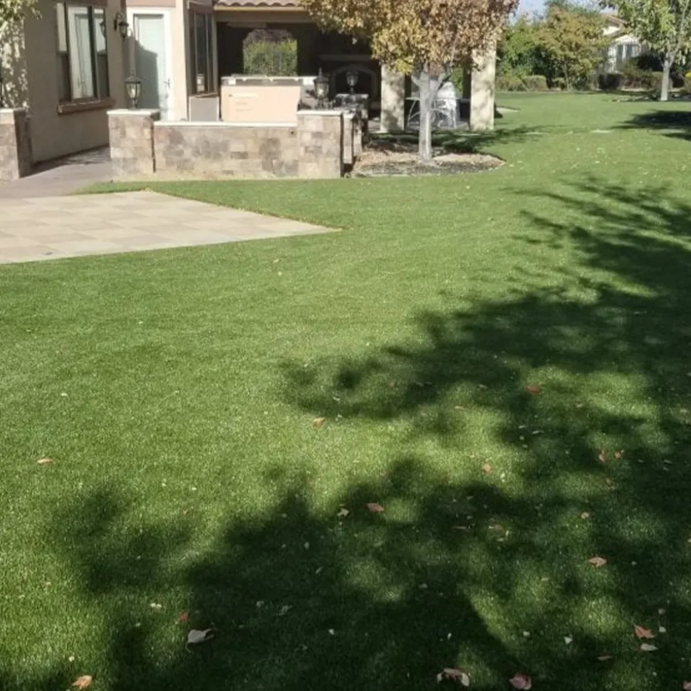 Traffic Blade Silver Artificial Turf Roll 1-1/2 Inch x 7.5 Ft. Wide Per SF