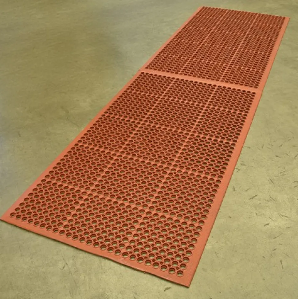 VIP Topdek Senior Red Mat 36x118.5 Inches