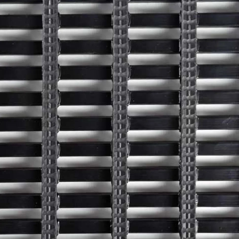 Vynagrip Heavy Duty Industrial Matting Black 3 x 33 ft Roll