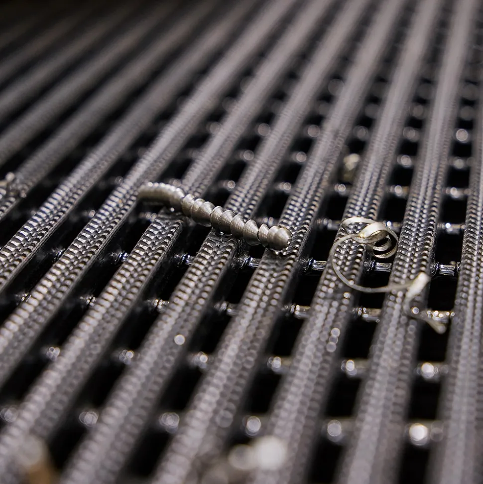 Vynagrip Plus Heavy Duty Industrial Matting 2 x 33 ft Roll