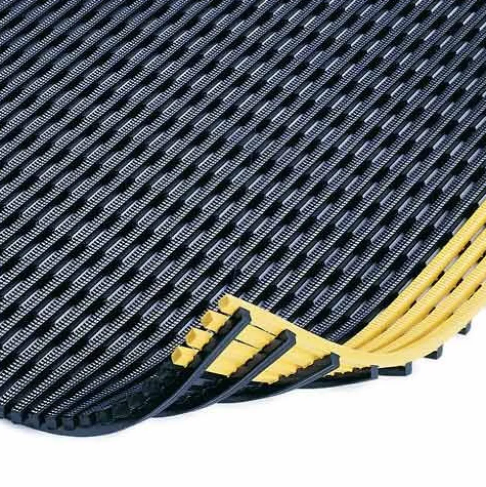 Vynagrip Plus Heavy Duty Industrial Matting 3 x 33 ft Roll