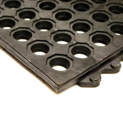Wash Rack Classic Interlocking Mat 1/2 Inch x 3x3 Ft.