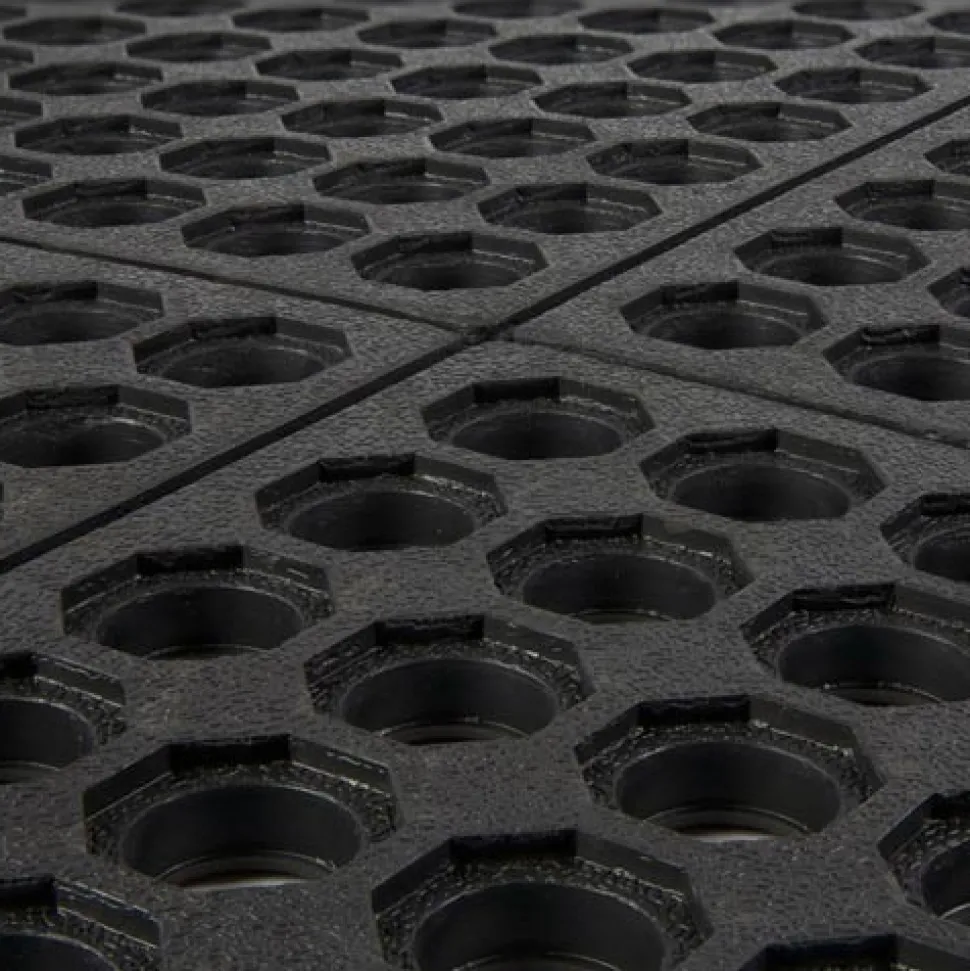 Wearwell 24/Seven GR Perforated 3x3 Ft Mat